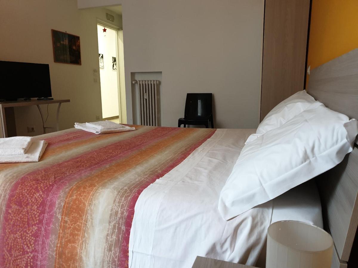 Holidays In Rome - Guesthouse Roma Exterior foto